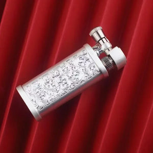 Creative Vintage Flint Kerosene Lighter Retro Metal Grinding Wheel Gasoline Cigarette Lighter Trenches Interesting Gadgets